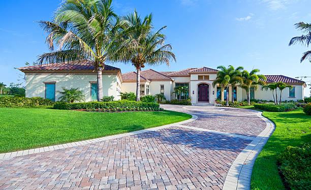 Best Driveway Paving Contractor  in Bloomfield, NY